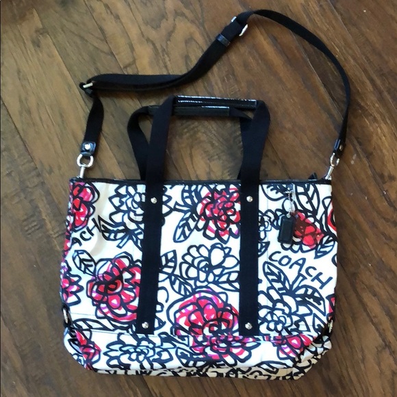 Coach Handbags - Coach purse